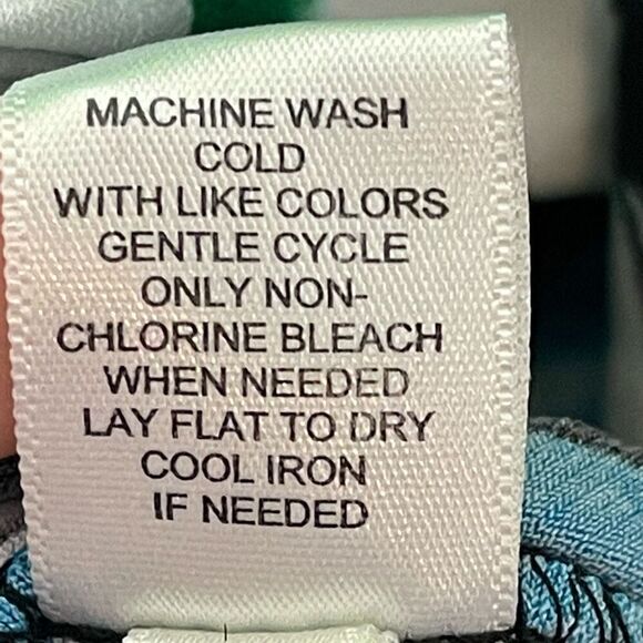 EXPRESS Paint Splatter Dolman Shirt - Picture 6 of 6